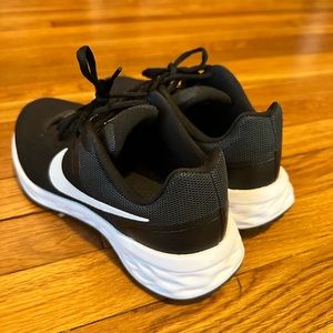 Nike Running Tennis Shoes